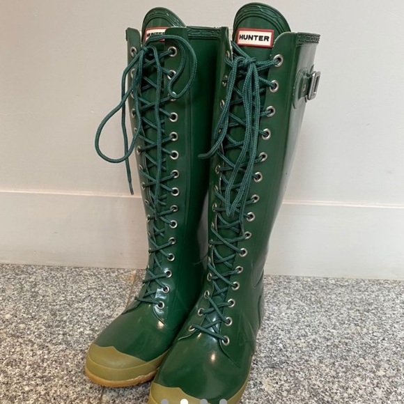 Hunter tall rain boots #puddleboots - Picture 2 of 4